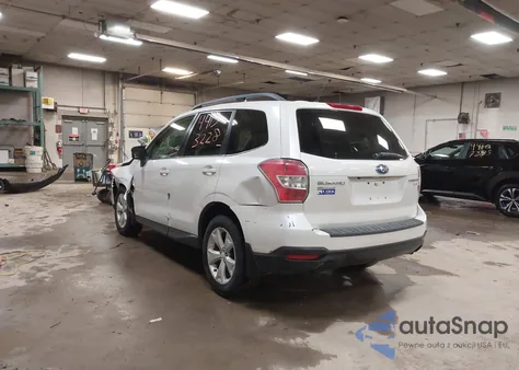 2015 Subaru Forester 2.5I Premium из США, поврежденный, VIN JF2SJADC9FH424644